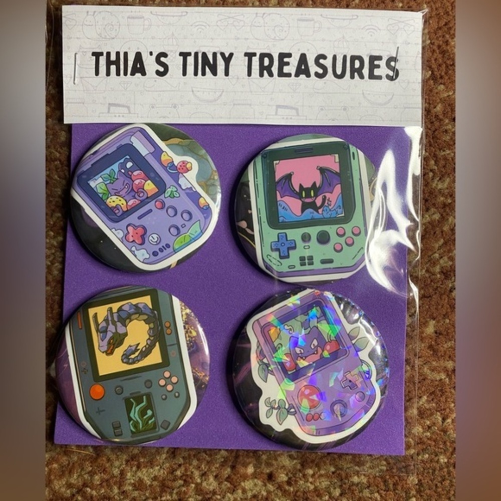 Pokémon - Set of 4 buttons / pins Gotta Catch ‘Em All! 2.25 inches NWT